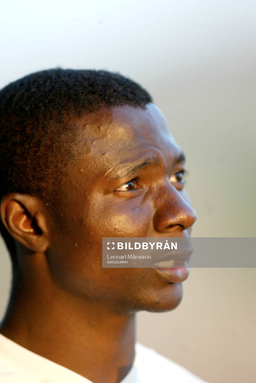 Nigeria, träning. Julius Aghahowa