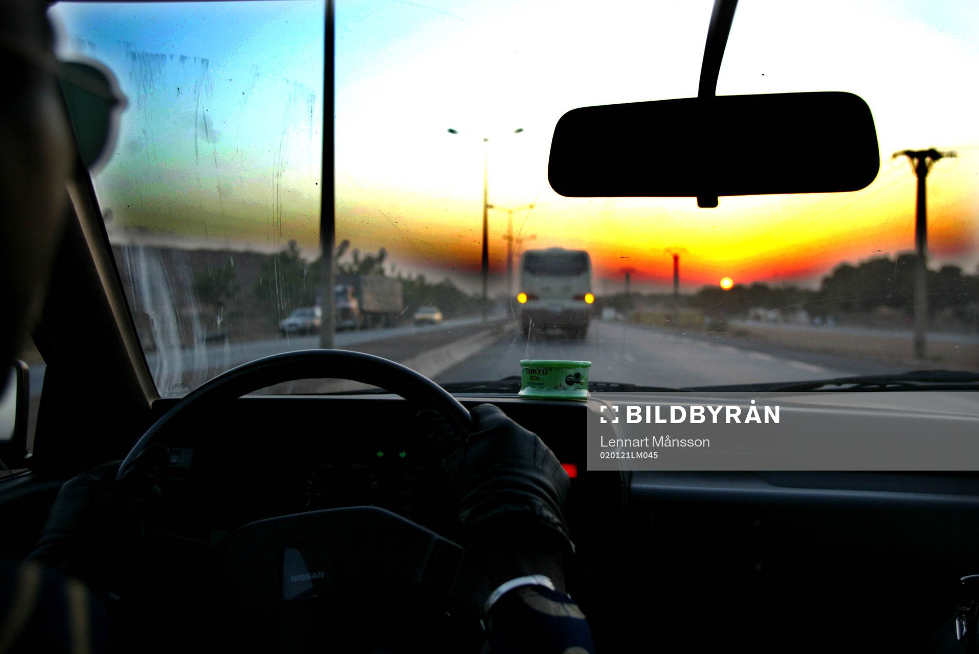 Nigeria, träning. Busstransport skymning