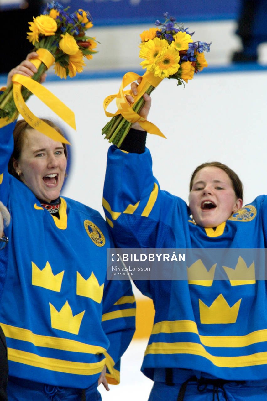 Hjältarna! Evelina Samuelsson och målvakten Annica Ahlen