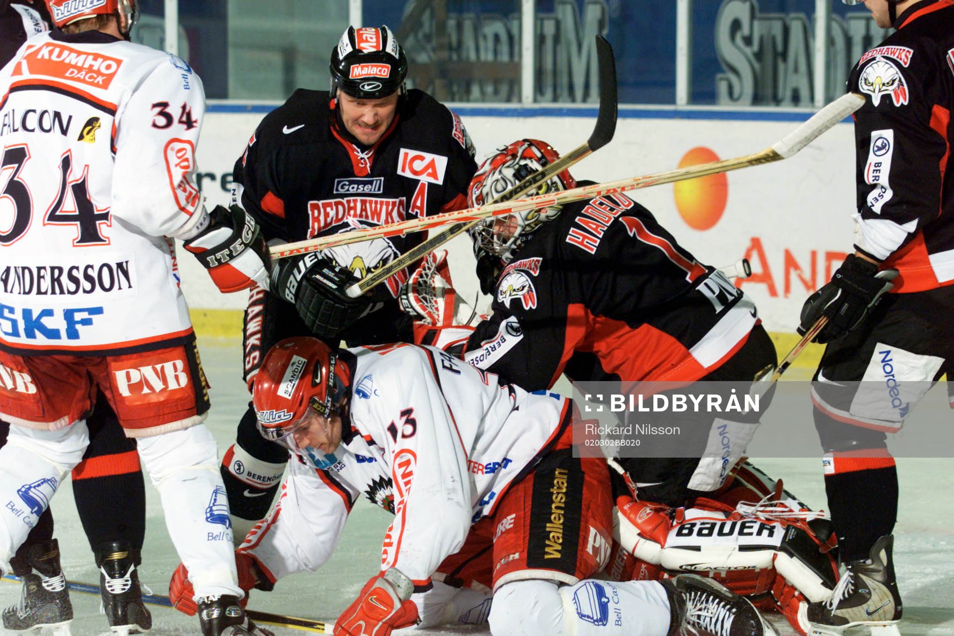 Andreas Hadelöv, målvakt Malmö. Jens Karlsson, Frölunda