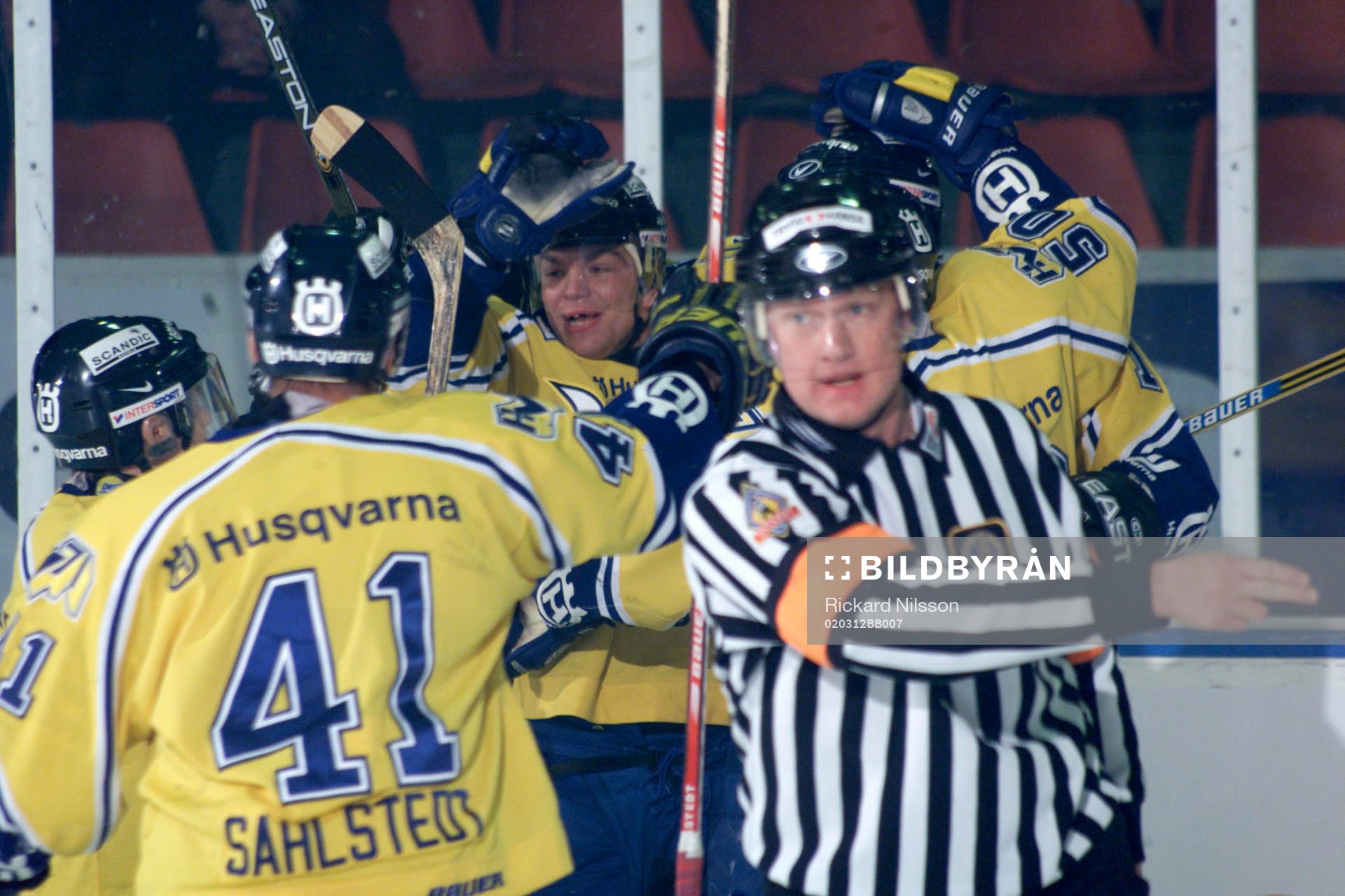 Jubel i HV 71. Anders Huusko, HV 71 jubal med lagkompisar