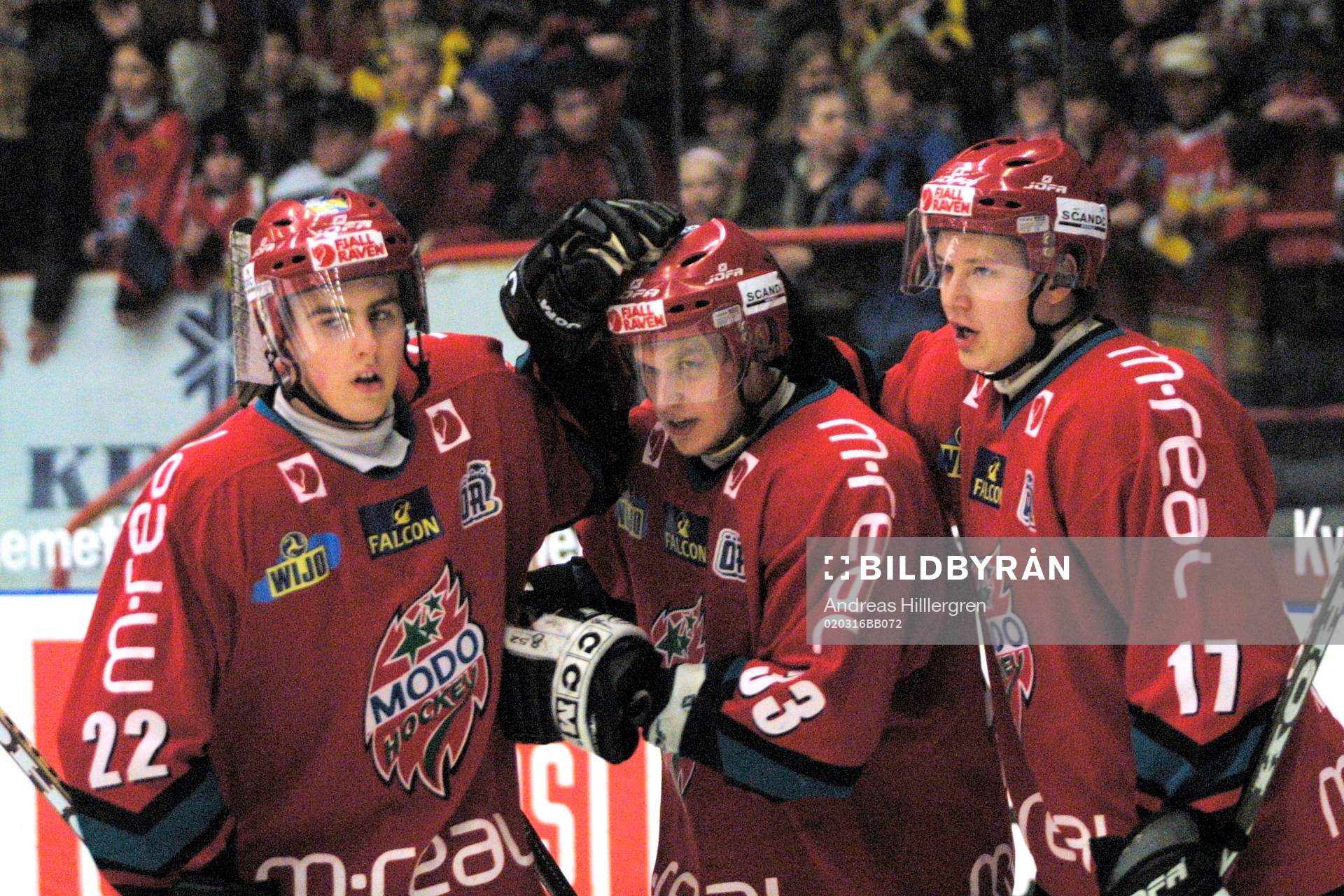 Joakim Lindström, Stefan Öhman och Fredrik Varg, Moodo,
