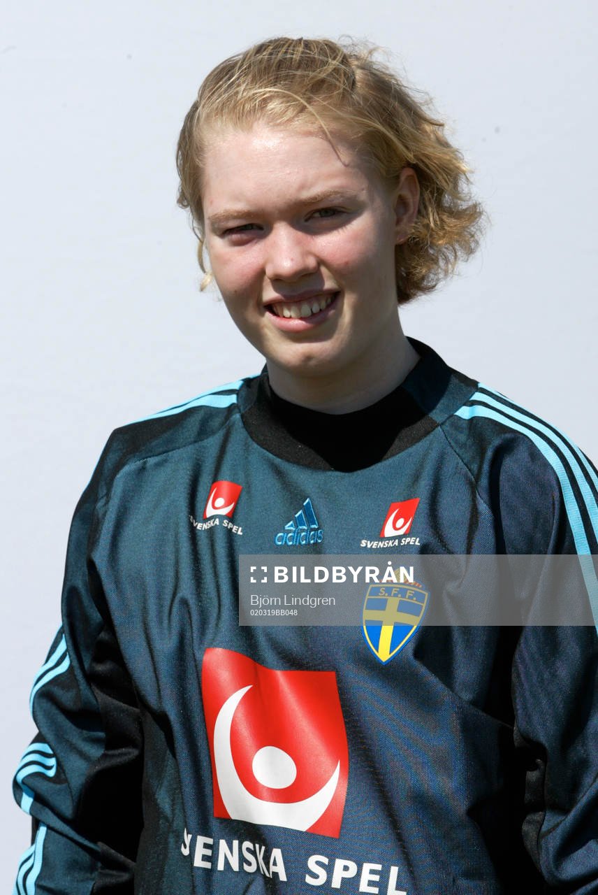 Hedvig Lindahl, målvakt