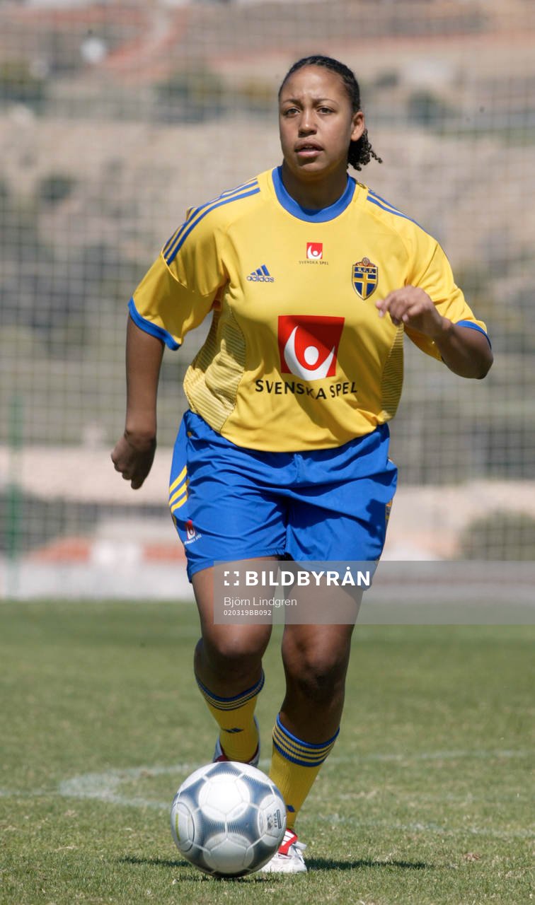 Fotboll, flick, Sverige, F19, Yolanda Odenyo, Sverige