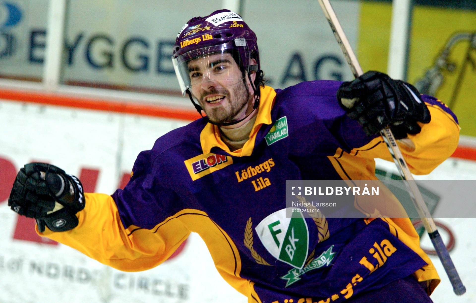 Tremålsskytten Mattias Johansson, Färjestad jublar