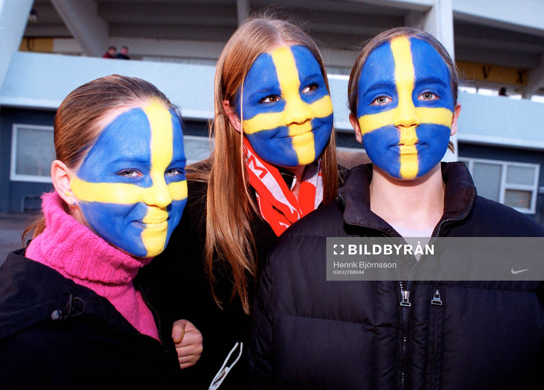 fotboll, Sverige, supporter, svenska flaggan, tjejer