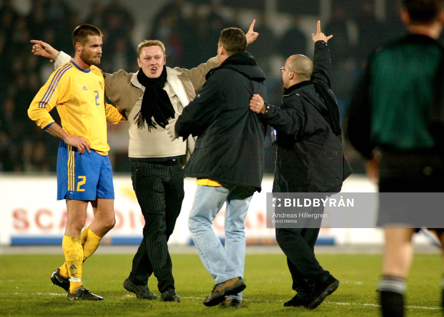 Sverige - Schweiz: Olof Mellberg, Sverige, supportrar