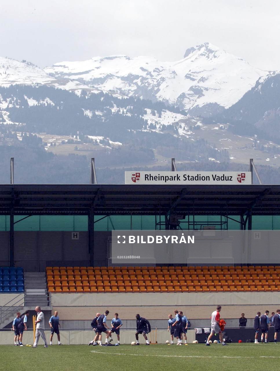Fotboll,  Englands landslag tränar i Liechtenstein