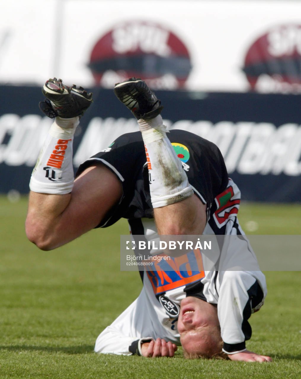 Fotboll, Allsvenskan, Anders Friberg, Landskrona, fall,