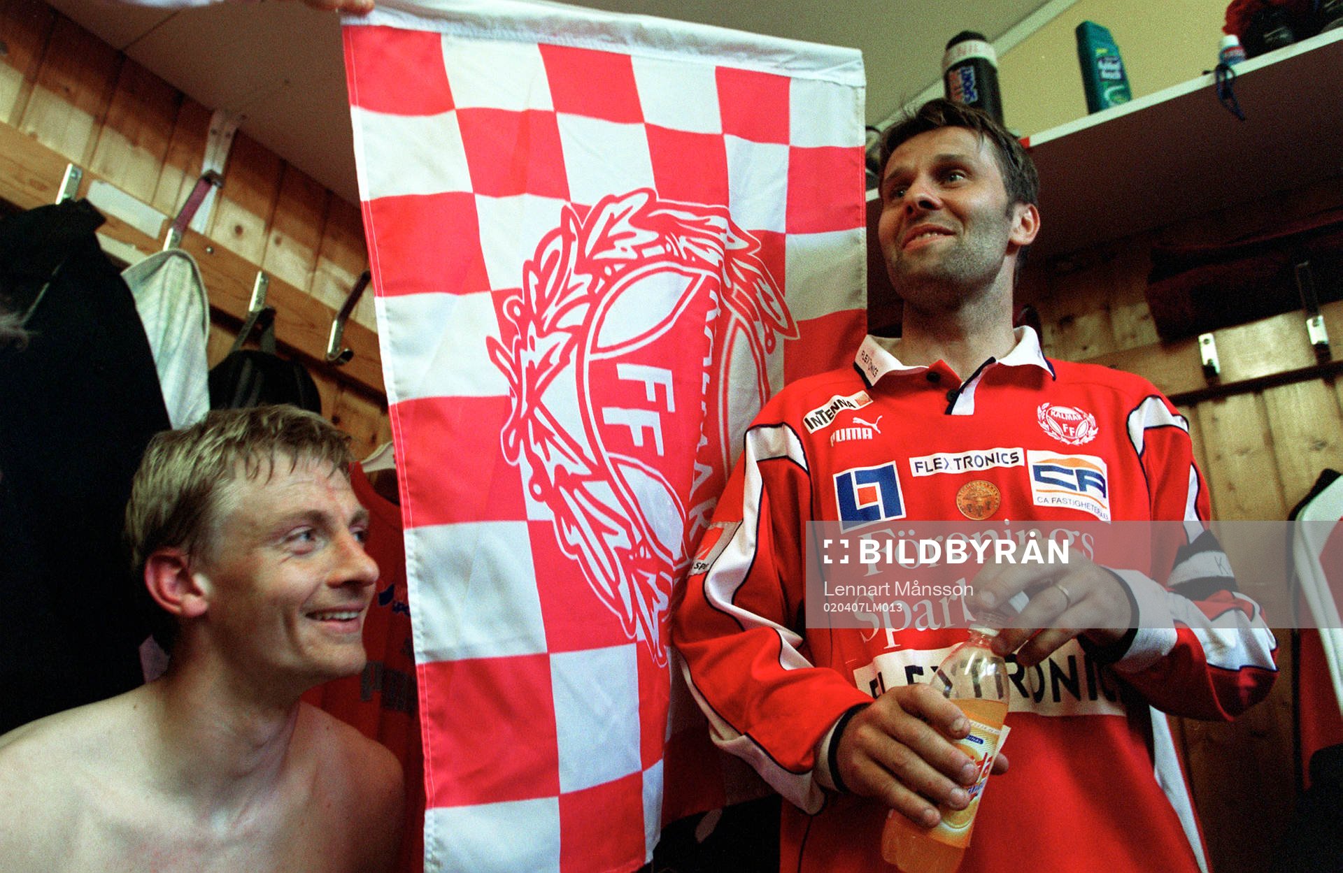 Patrik Rosengren och målskytten Dennis Karlsson, Kalmar