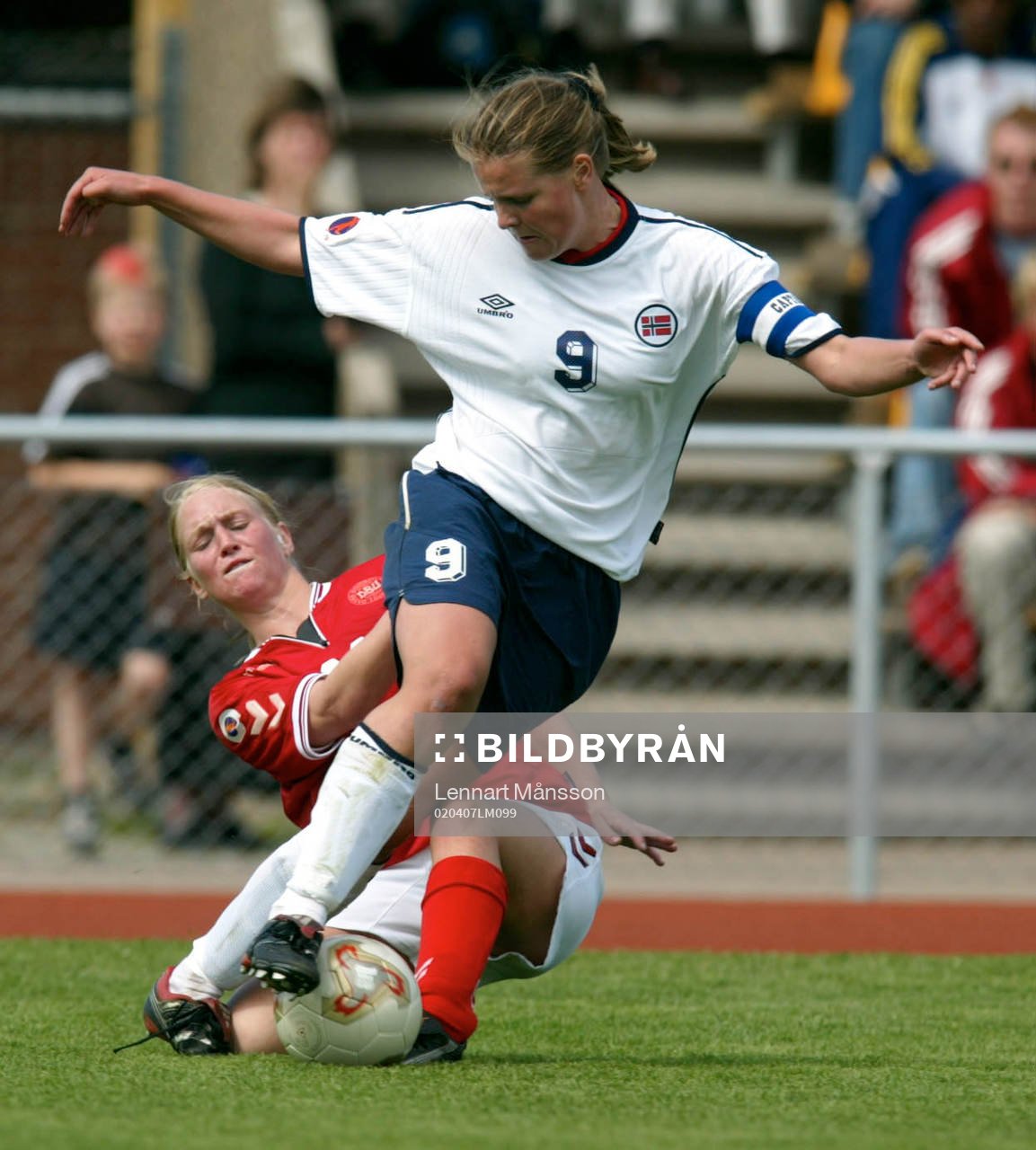 Louise Sejer Hansen, Danmark och Lene Espedal, Norge