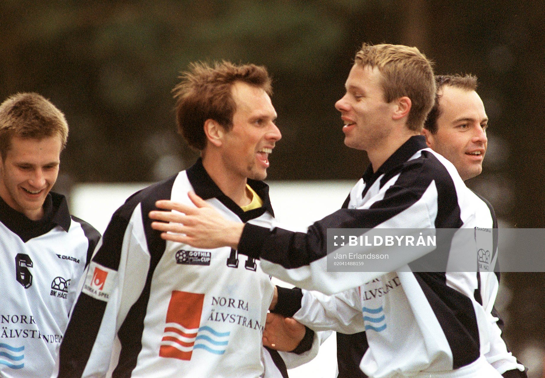  De båda målskyttarna Jonas Axeldal och Andreas Tell, Häcken jublar efter Axeldahls 0-1
© Bildbyrån - 25099