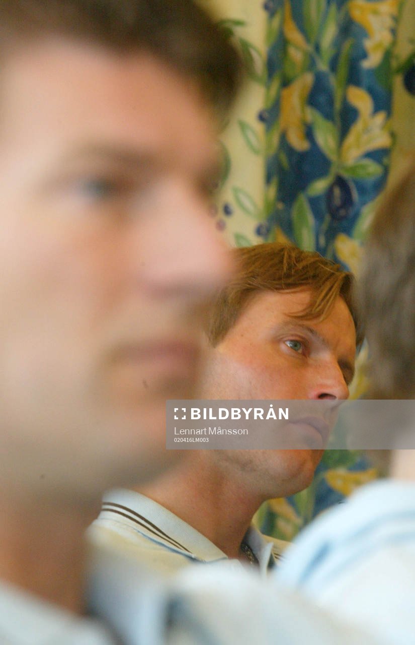 Brian Steen Nielsen, bakom Michael Laudrups välkända