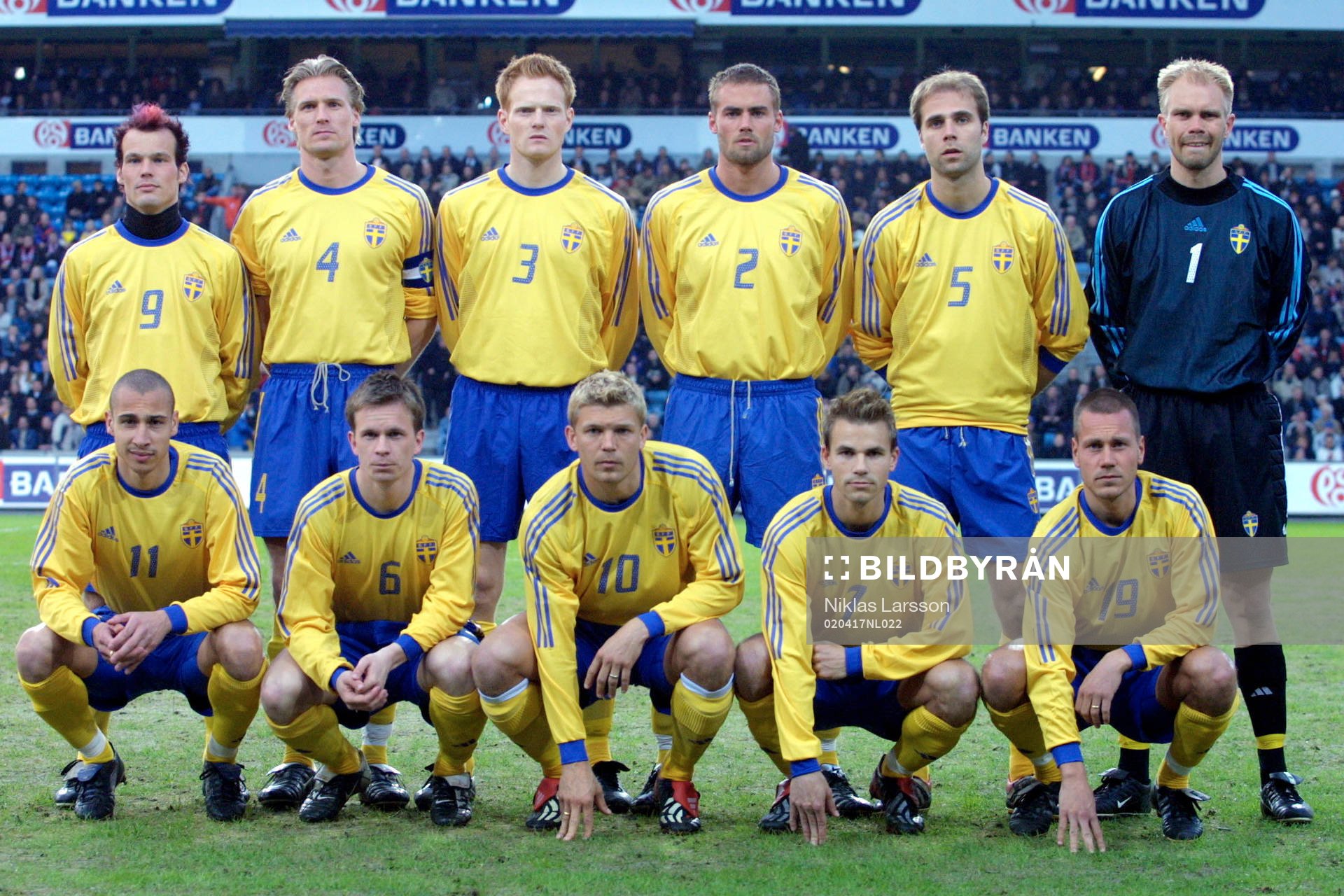 Sverige, lagbild. Överst fr. v: Fredrik Ljungberg, Johan