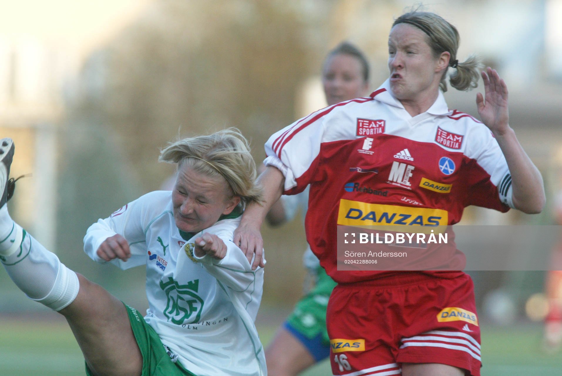 Sinikka Melander, Hammarby och Sara Larsson, Älvsjö
