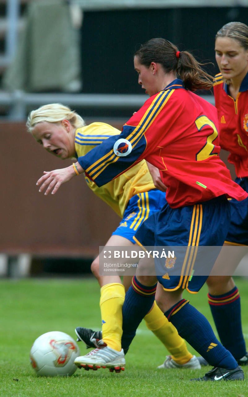 Josephine Öqvist, Sverige mot Julia Olmos, spanien