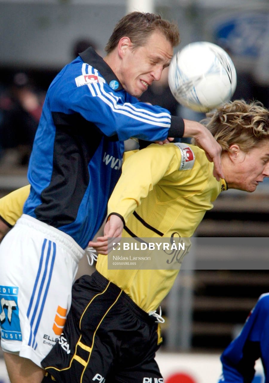 Marko Toumela i en duell med Andreas Drugge