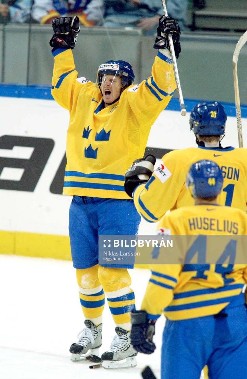 Per-Johan Axelsson, Sverige jublar, jubel