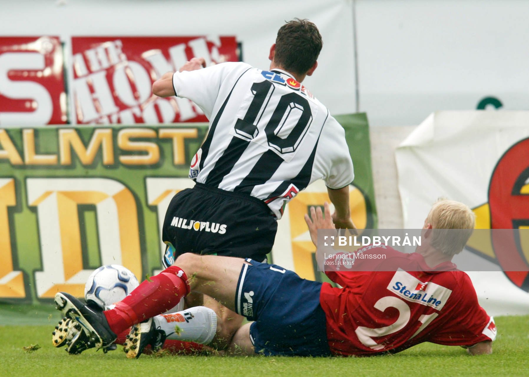 Danijel Milovanovic, Landskrona dras ner av Johan Anegrund,