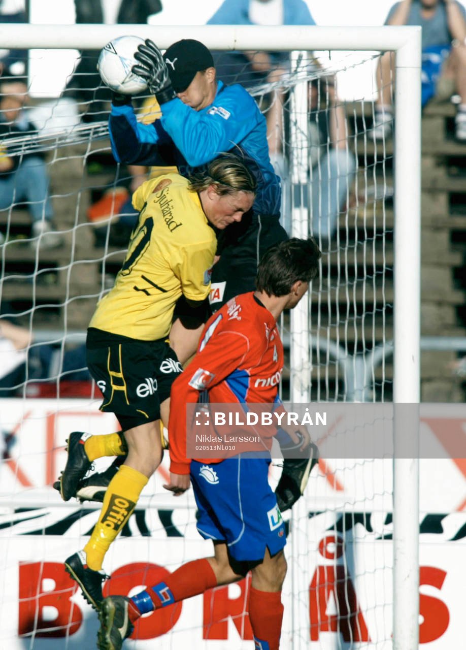Fredrik Larsson, Helsingborg i en duell med Lars Nilsson,
