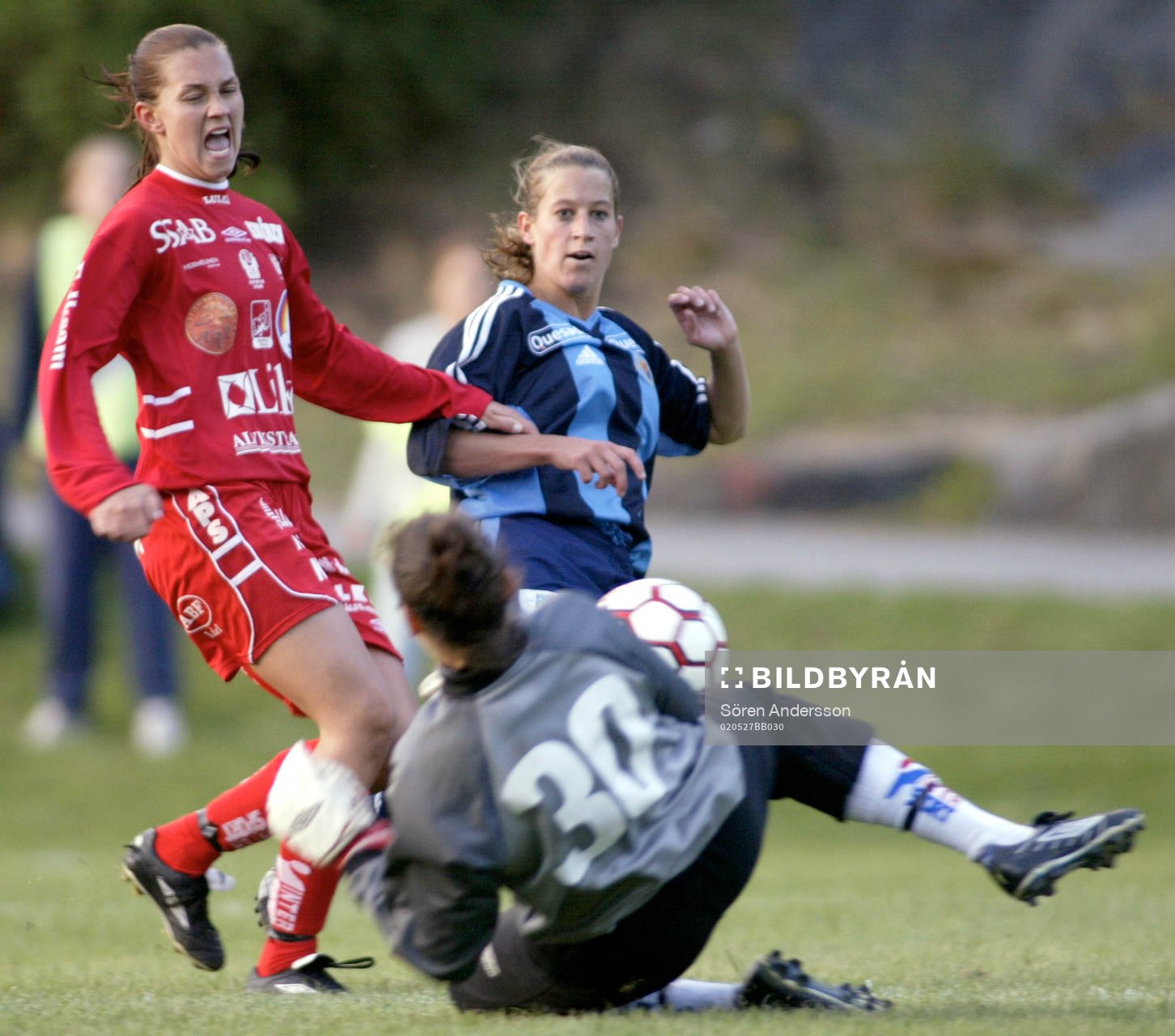 Therese Brogårde, Alvik och Linnea Gjersvald, Djurgården
