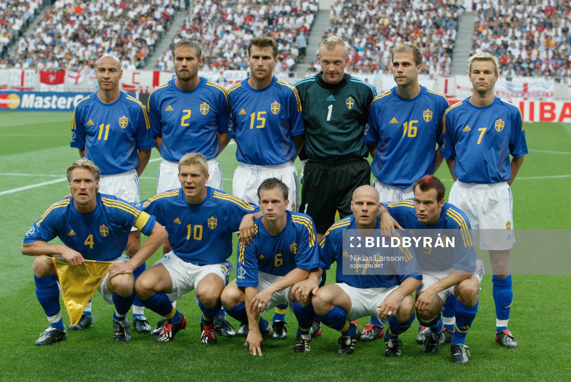 Lagbild (Lag) Sverige: Övre raden fr v. Henrik Larsson,