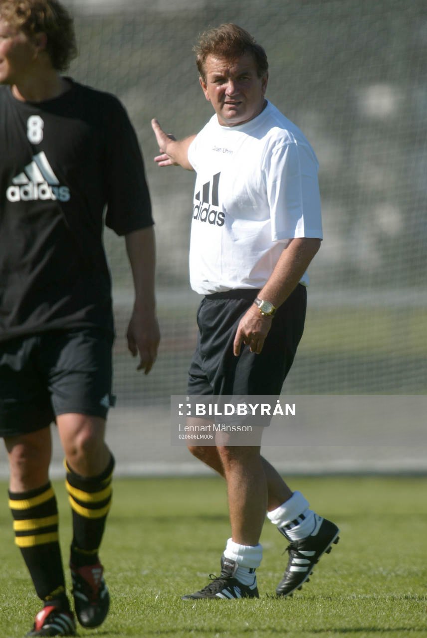 Fotboll, AIK, nye tränaren Dusan Uhrin ledde sitt första