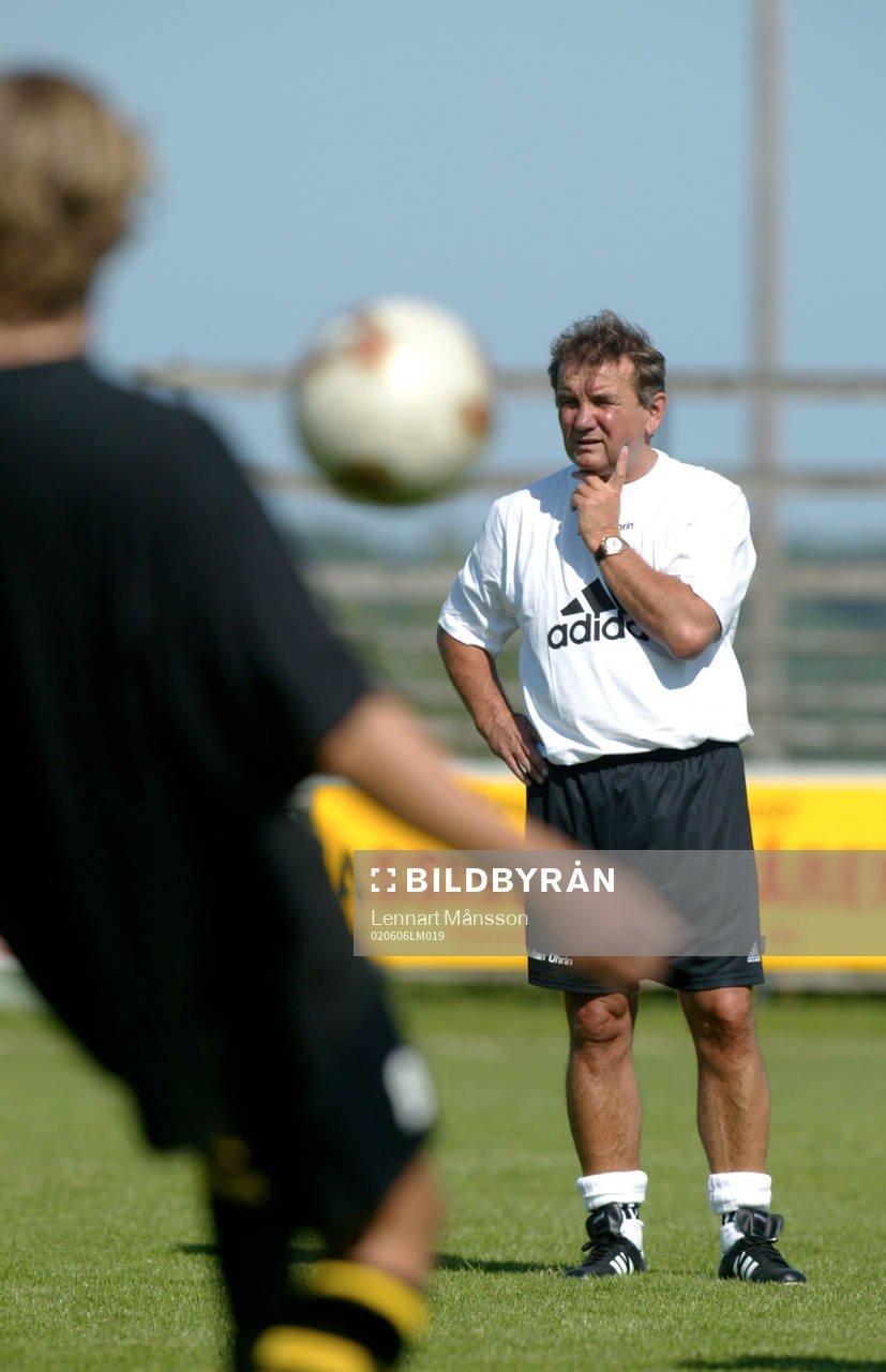 Dusan Uhrin. tränare, AIK