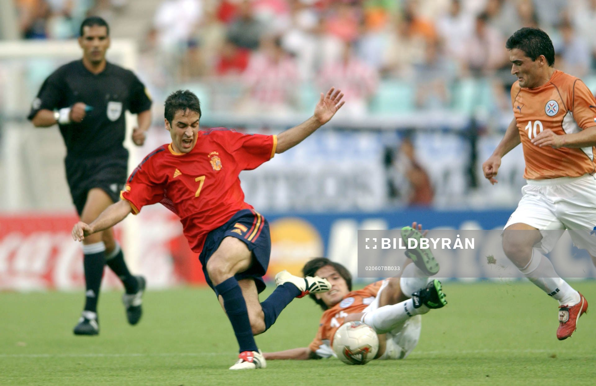 Raul, Spanien och Carlos Paredes, Paraguay