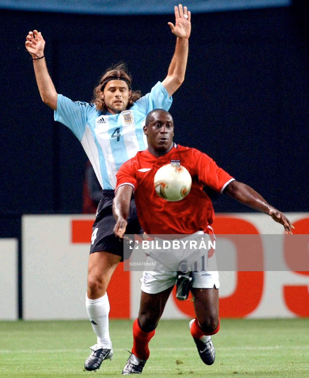Mauricio Pochettino, Argentina och Emile Heskey, England