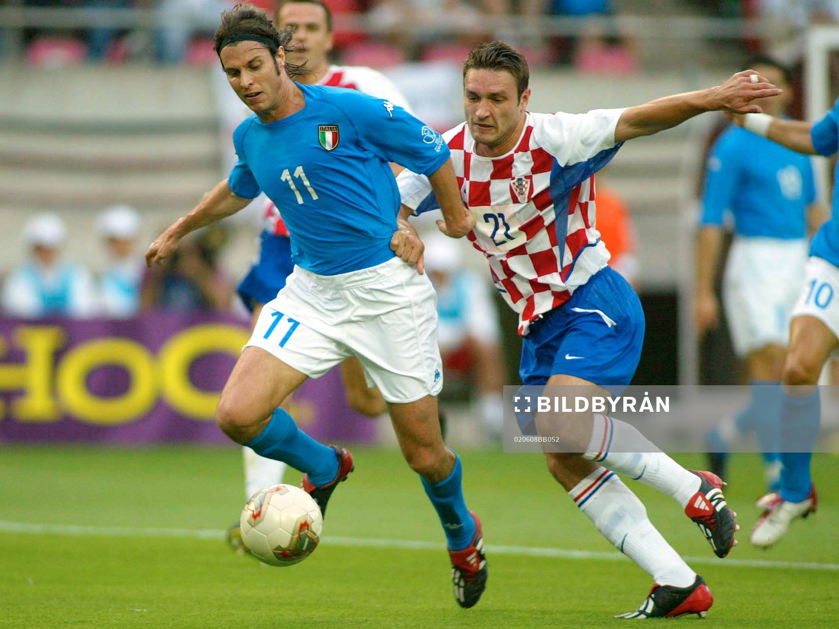 Cristiano Doni, Italien och  Robert Kovac, Kroatien