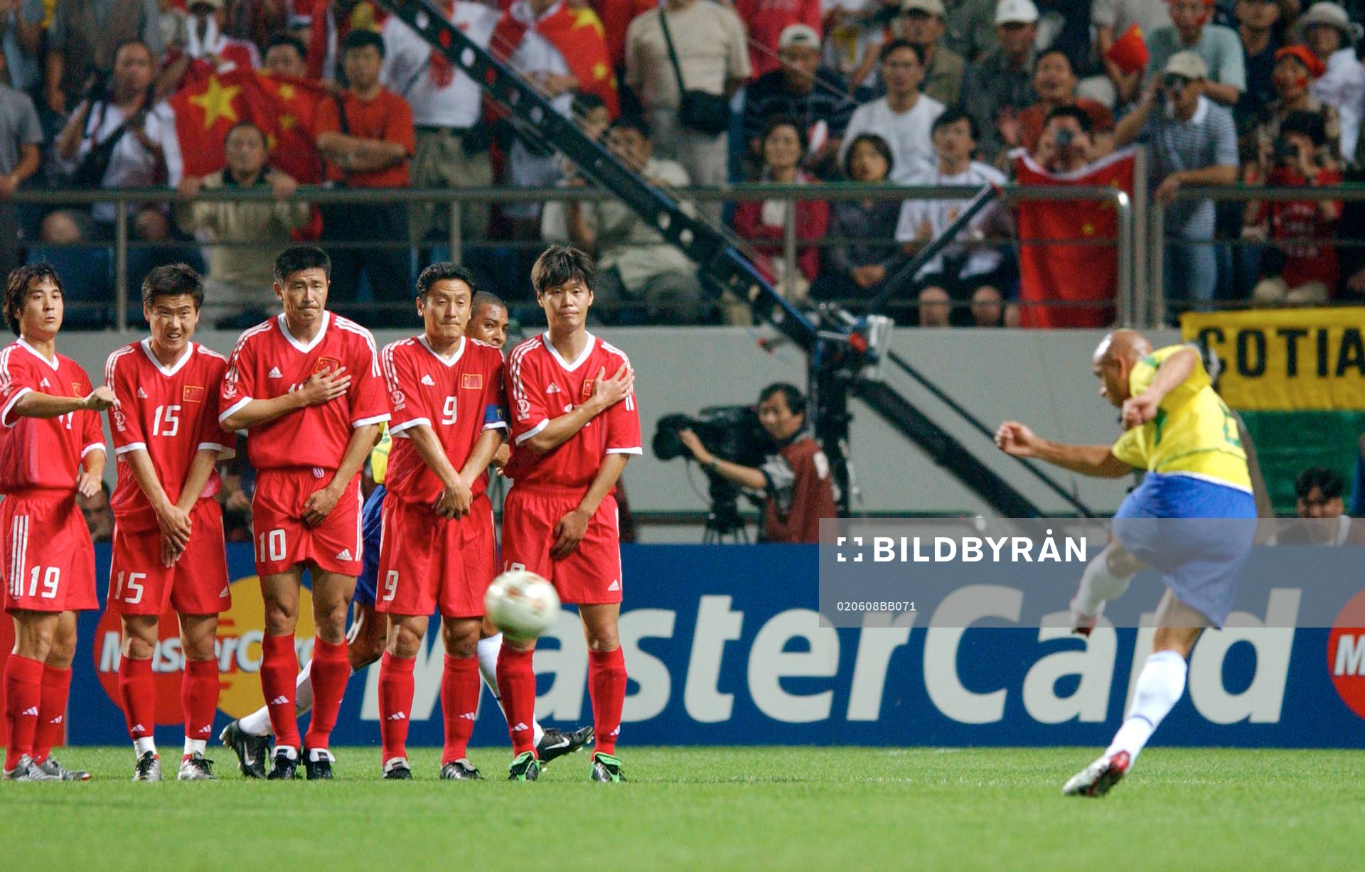 Roberto Carlos, Brasilien gör 1-0