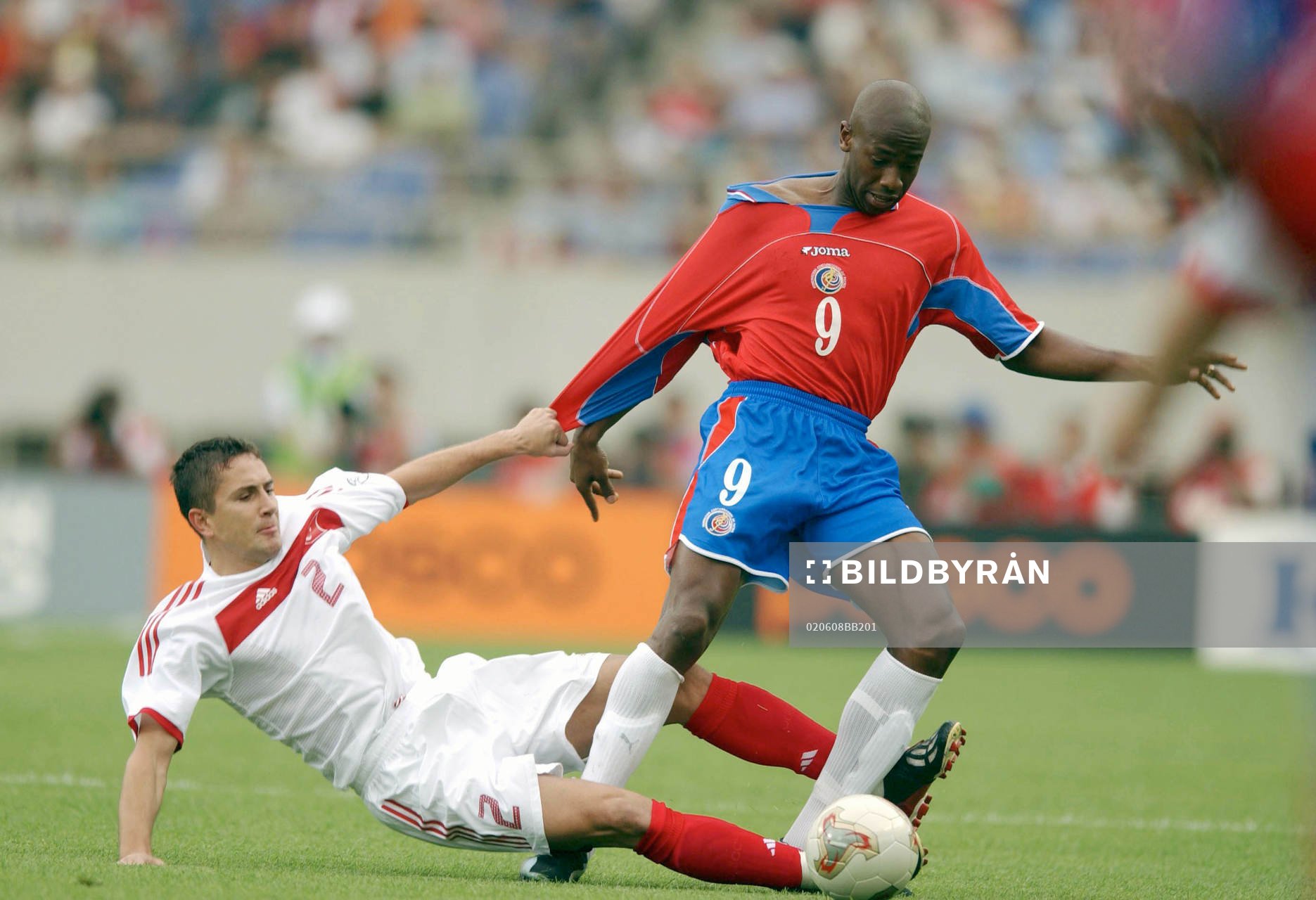  Paulo Wanchope, Costa Rica och Emre Asik, Turkiet