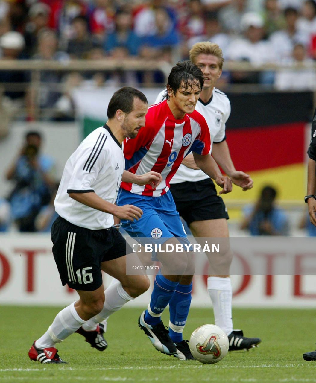  Jens Jeremies, Tyskland, Roque Santa Cruz, Paraguay och Marko Rehmer, Tyskland. 