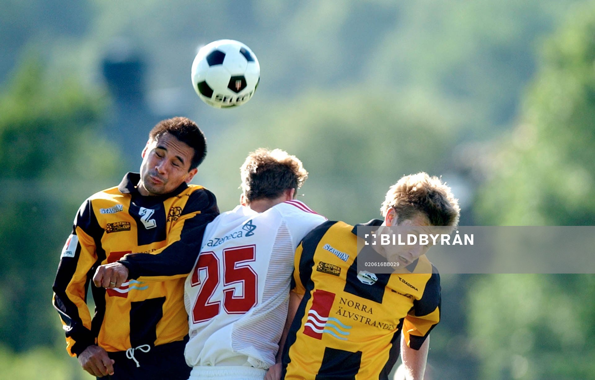 Joakim Söndergaard, Häcken och Joel Riddez, Assyriska
