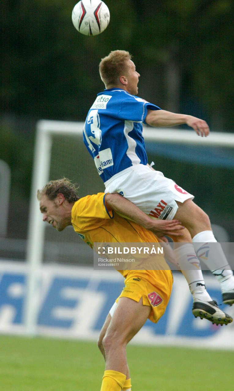 Andreas Svensson, Ängelholm bär på Michael Nilsson,