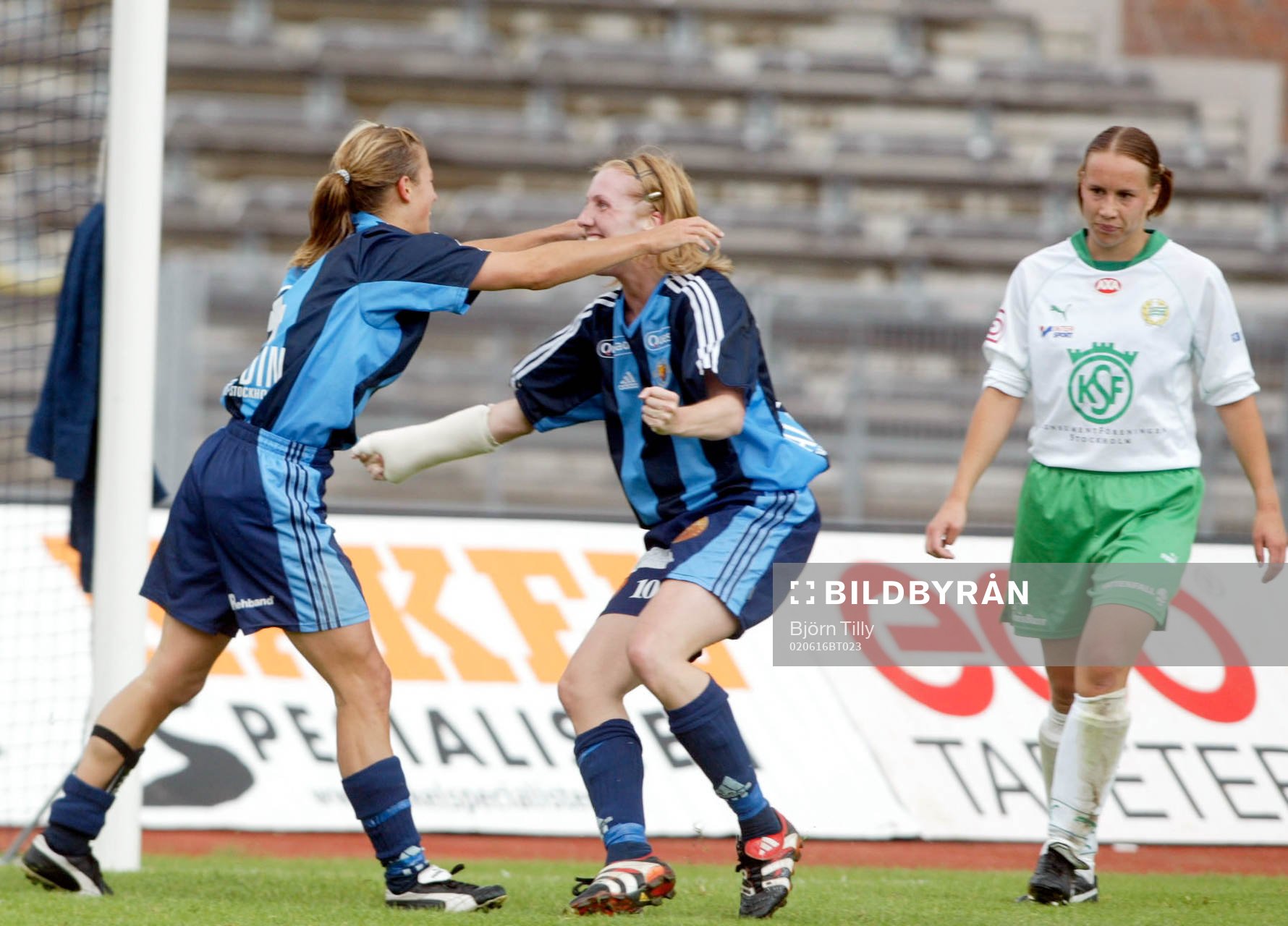 Elin Flyborg och Sara Johansson, Djurgården, jublar, jubel