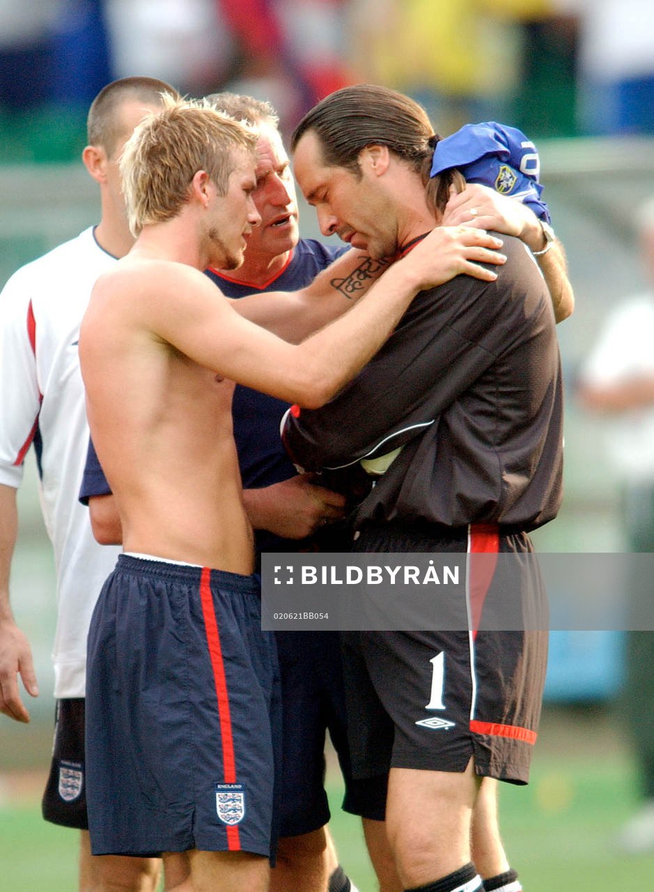 Ray Clemence (Målvaktstränare) och David Beckham, England