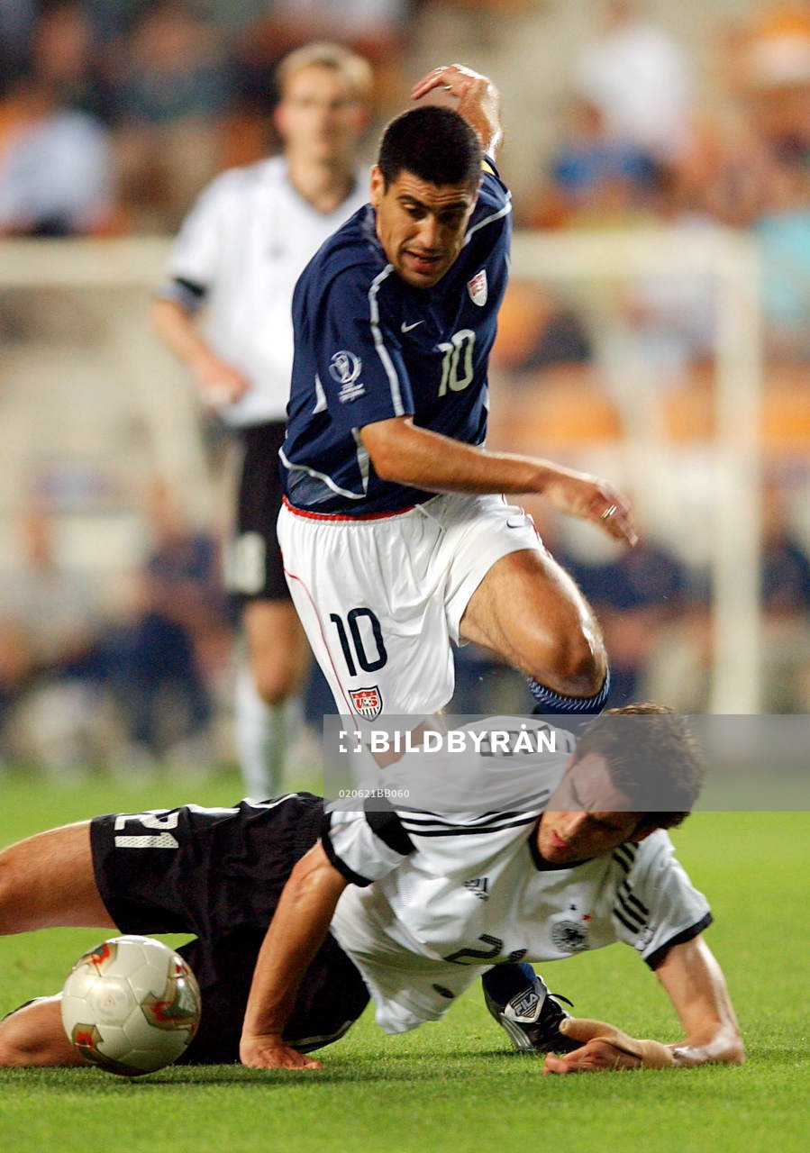  Claudio Reyna, USA och Christoph Metzelder, Tyskland