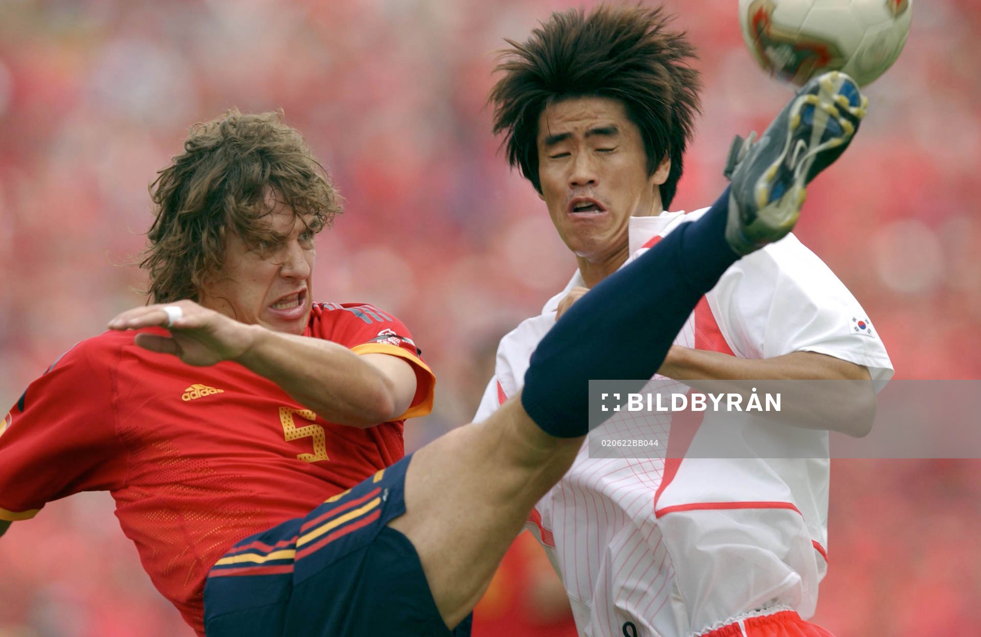 Puyol, Spanien och Seol Ki Hyeon, Korea