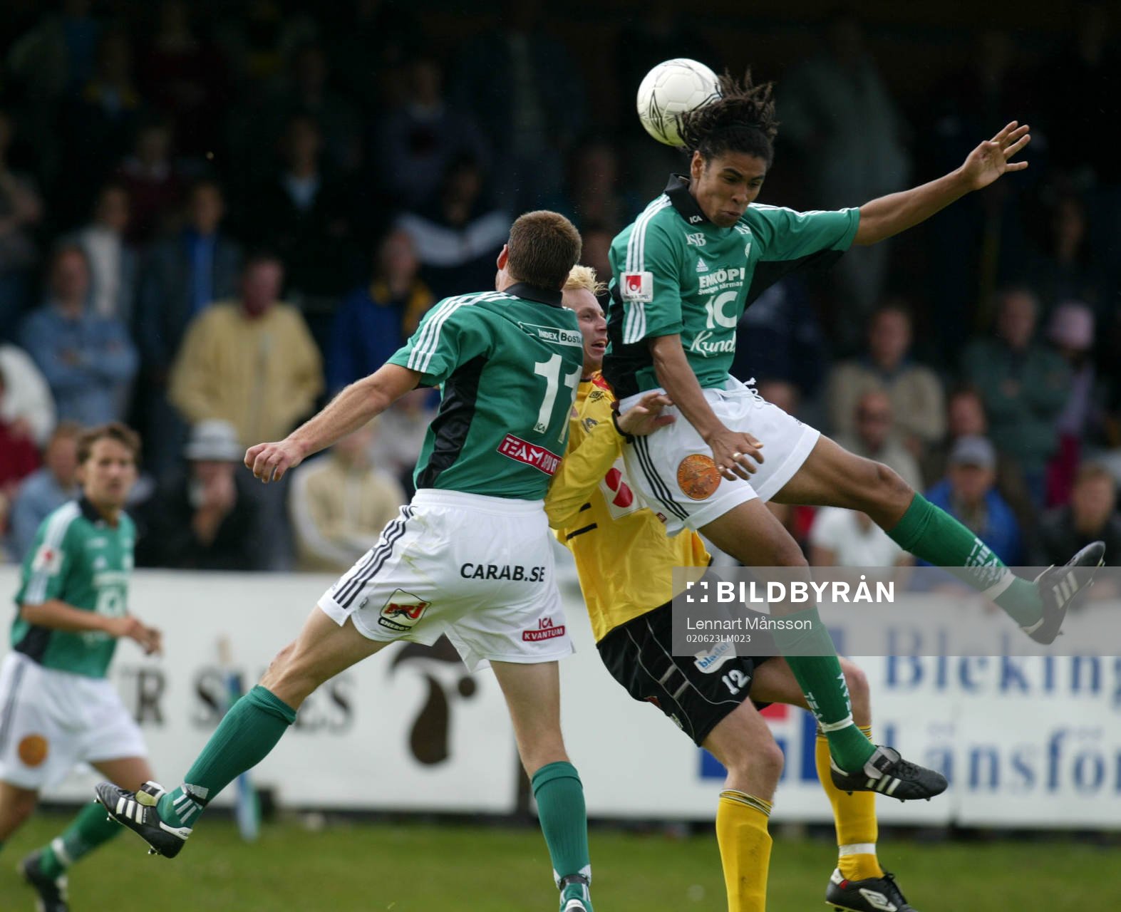 Marco Da Silva och Johan Johansson trycker till Simon