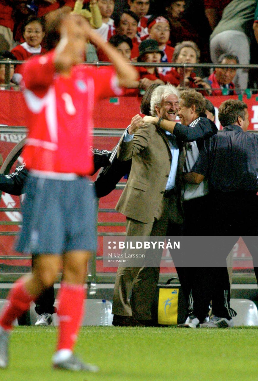 Sydkorea (Korea) deppar och Tyskland, med Rudi Völler i