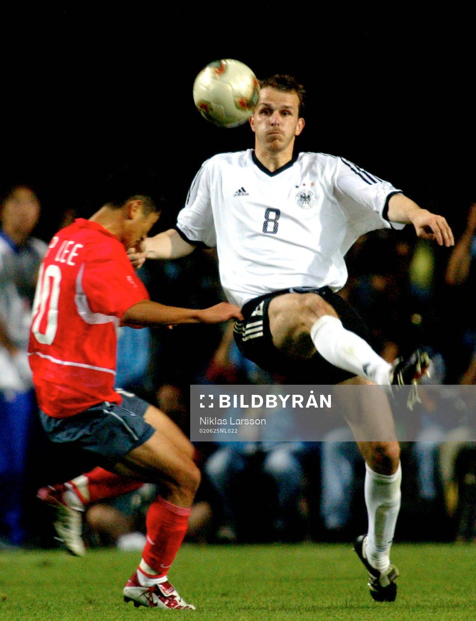 Dietmar Hamann, Tyskland och Young Pyo Lee, Sydkorea