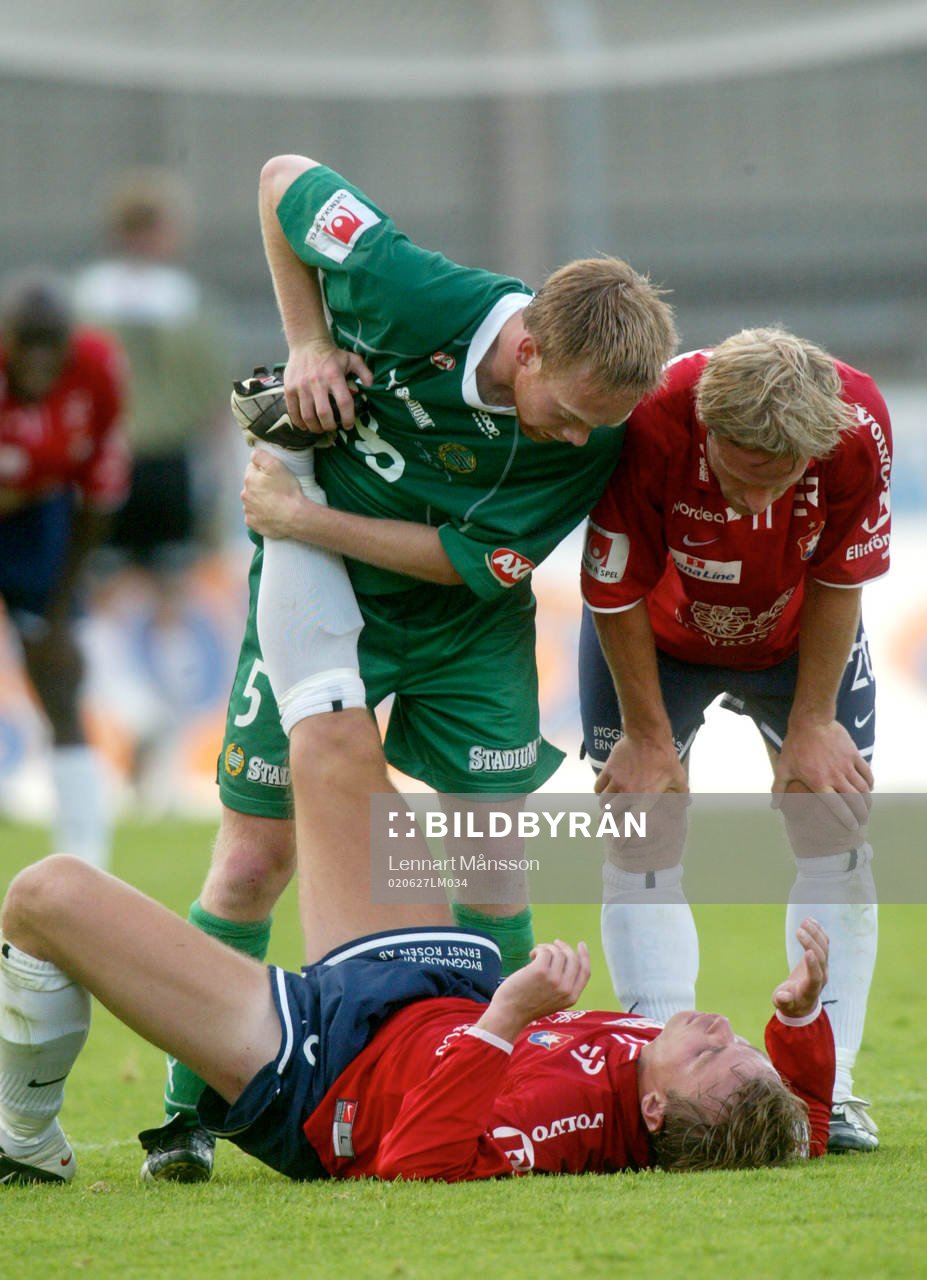 Kramp, Markus Johannesson får hjälp av Fredrik Winsnes