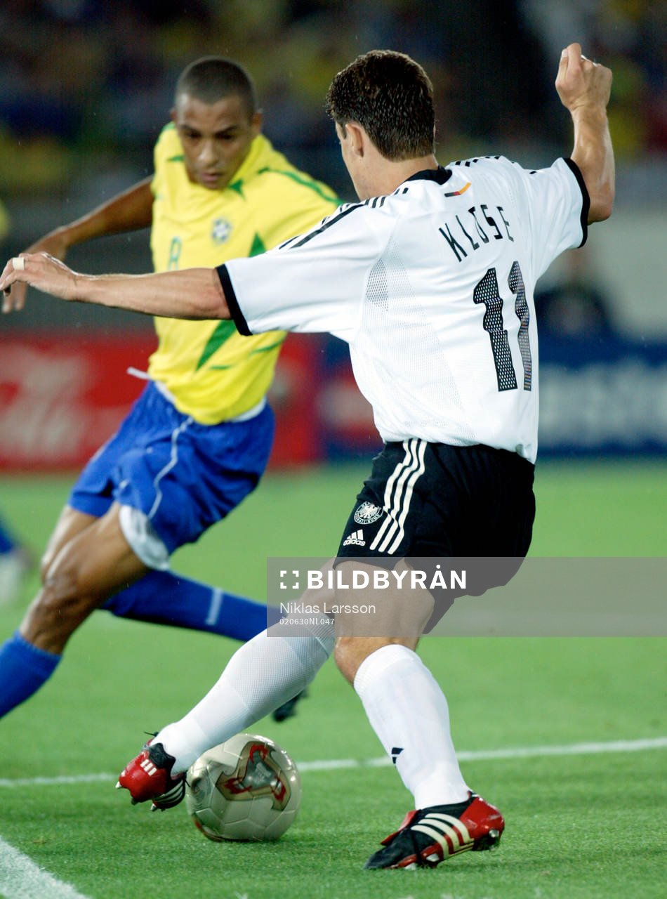 Miroslav Klose, Tyskland och Gilberto, Brasilien