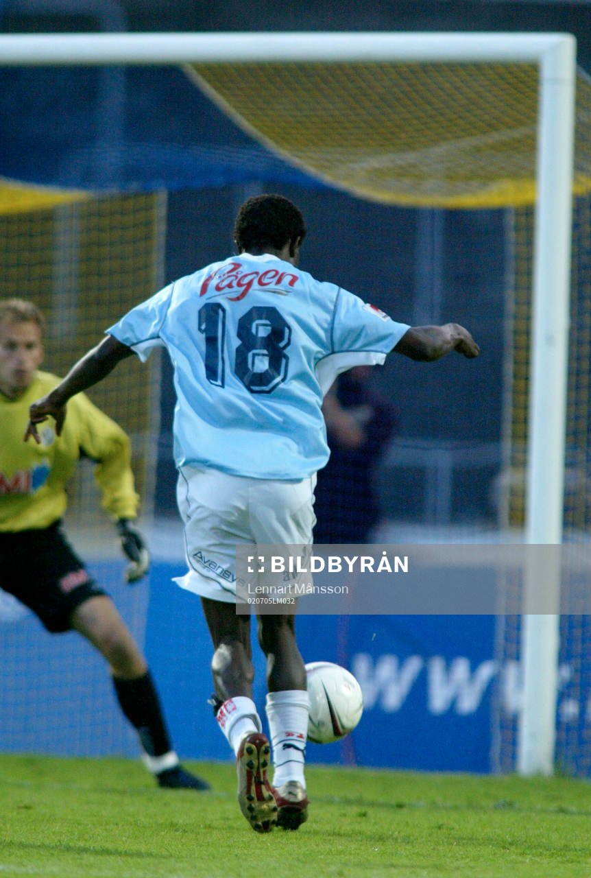 Matchhjälten Peter Ijeh, Malmö, avgör matchen ensam med
