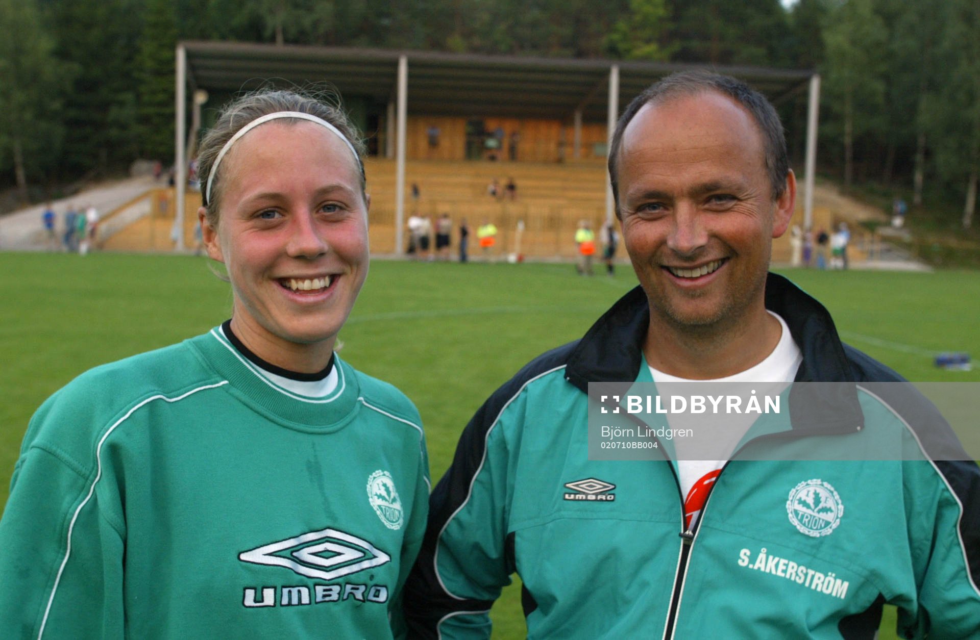 Lagkaptenen Lina Svensson och sambon/tränaren Stephan