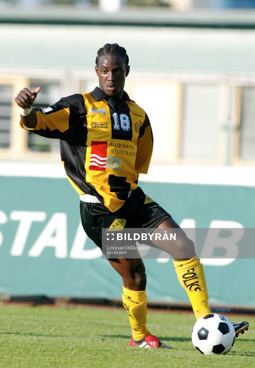Dulee Johnson, Häcken