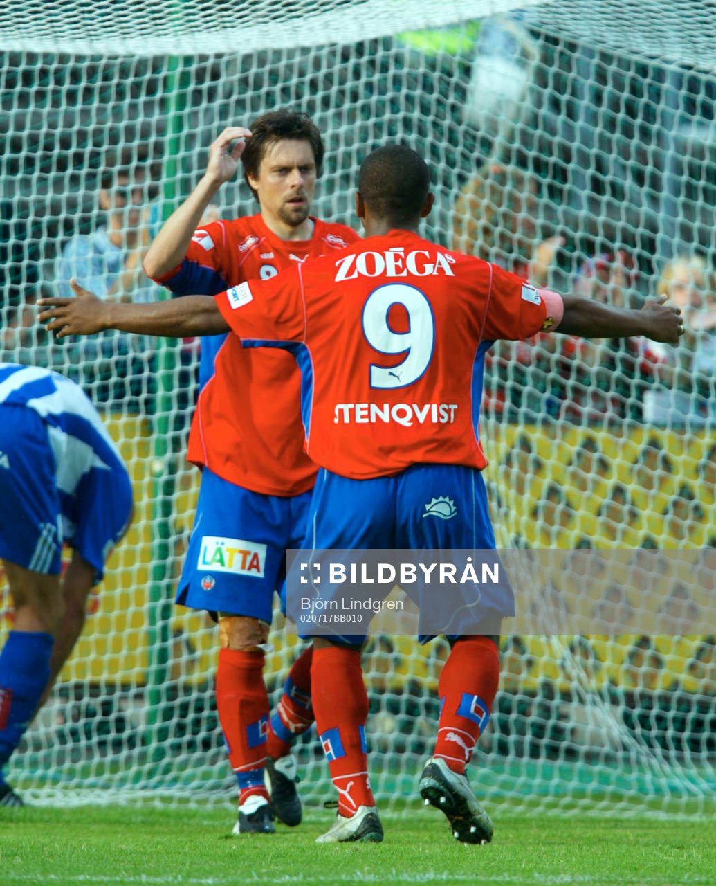 Lars Bakkerud, Helsingborg gratuleras av Alvaro Santos