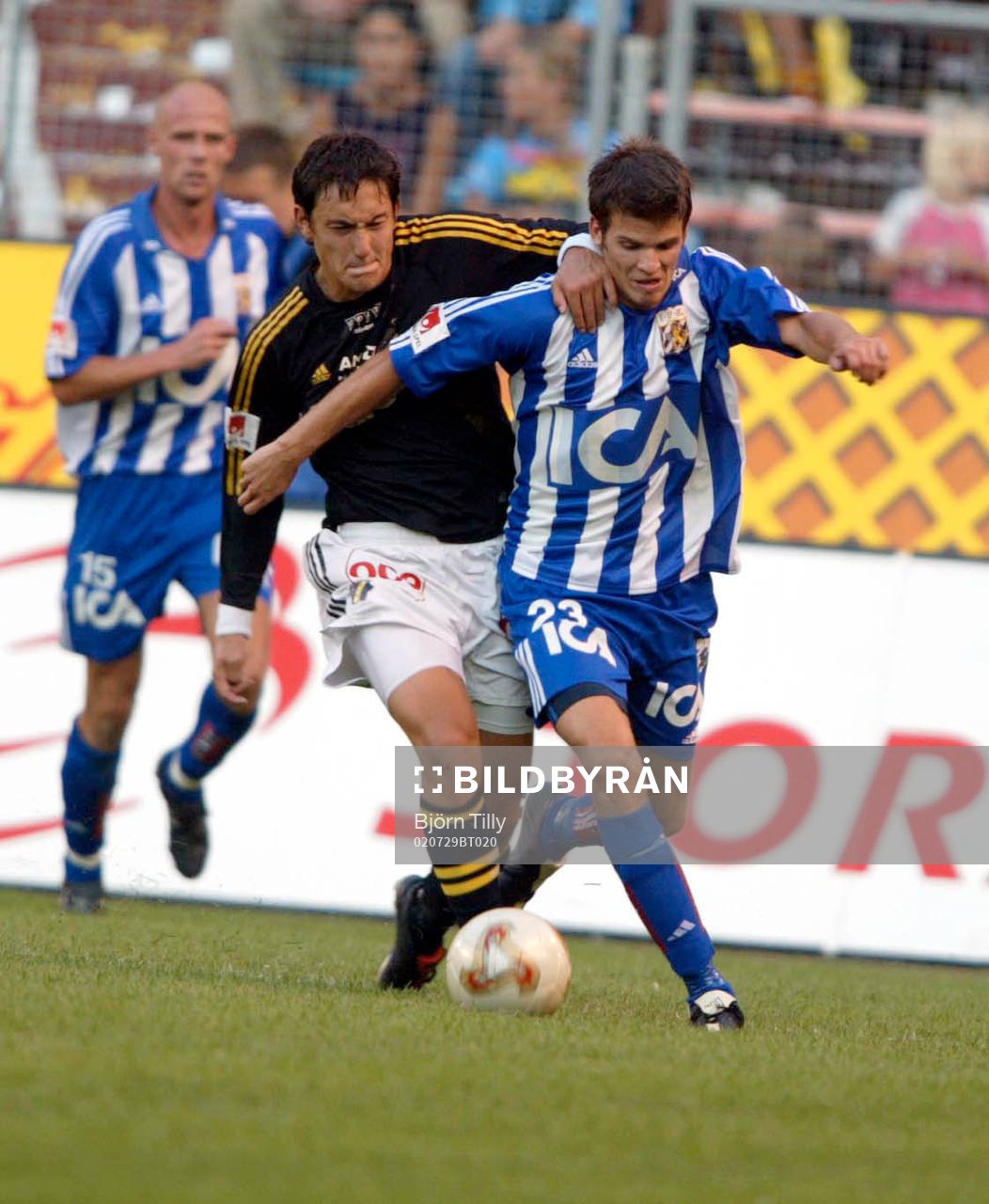 Stefan Ishizaki, AIK och debutanten Robert Karlsson,